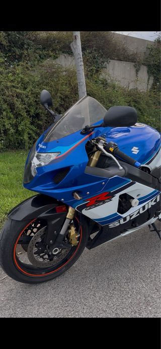 Suzuki GSXR 750 (20 aniversario)