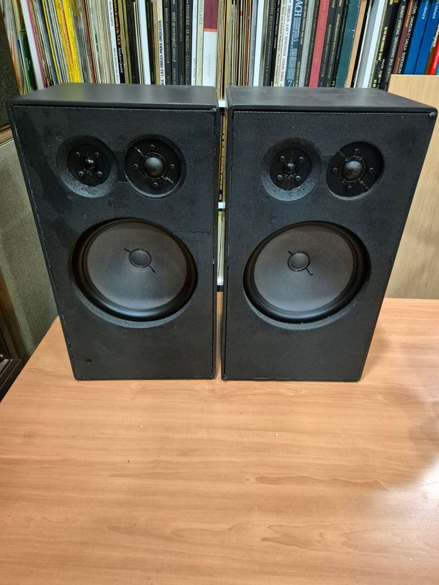 Altavoces Canton LE 600 - Gris Oscuro