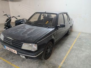 Peugeot 309 1990