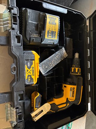 Atornillador DeWalt XR DCf620NT