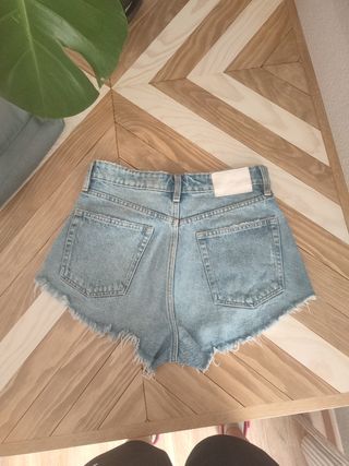 Shorts vaqueros Zara - Azul - Flecos