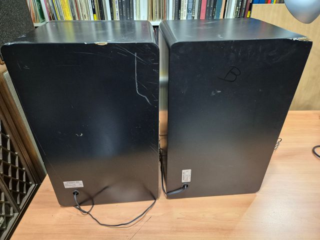 Altavoces Heco Presence 443