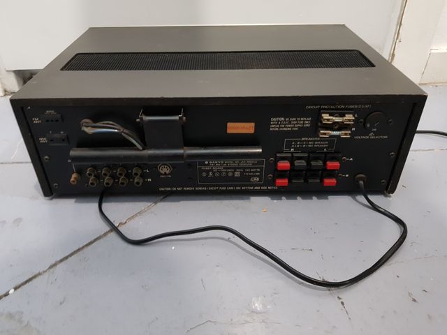 Sanyo JCX 2200LU - Receptor Estéreo