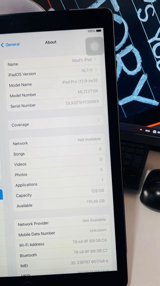 iPad Pro 12.9" 1st Gen - Silver/Space Gray