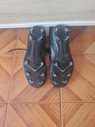 Botas fútbol Nike - Talla 38,5