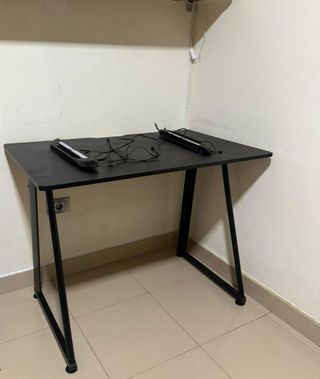 Mesa  gaming negra