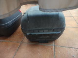 Baúl SHAD moto usado