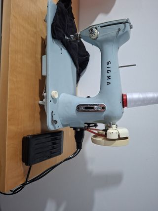 Máquina coser Sigma Antigua
