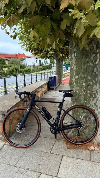 Bicicleta carretera Scott Gravel