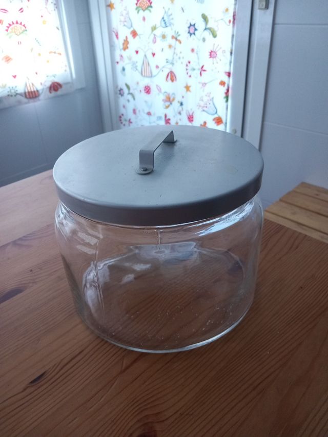 Tarro cristal con tapa metálica 20 cm de diámetro