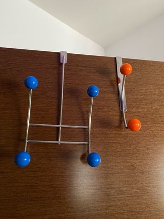 Percheros puerta y pared