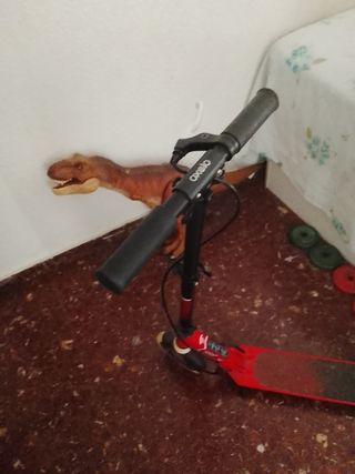 Patinete OXELO rojo