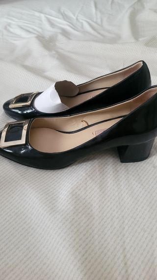 Zapatos UTERQÜE negros, talla 39