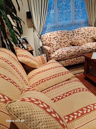 Sofá 2 plazas - Tejido beige y rojo