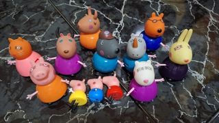 Pack Autocaravana, Ambulancia y muñecos Peppa Pig