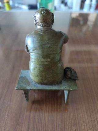 Figura sacerdote bronce