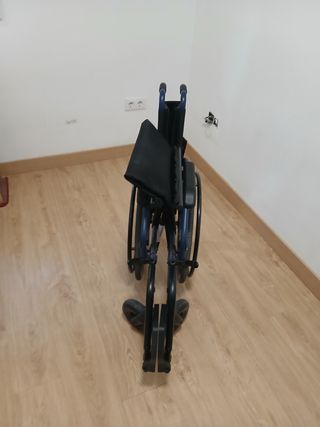 Silla de ruedas plegable