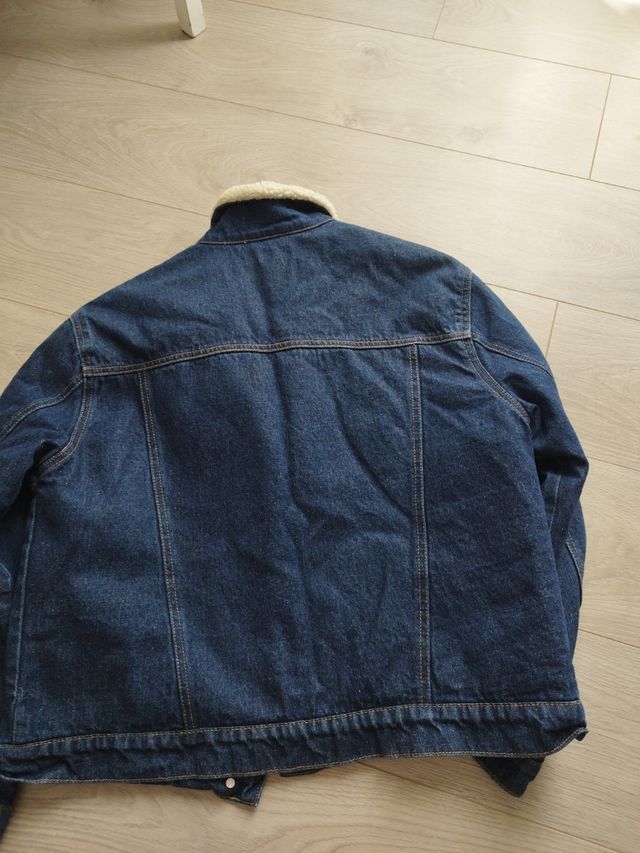 Cazadora vaquera Pull&Bear borrego M. UNISEX