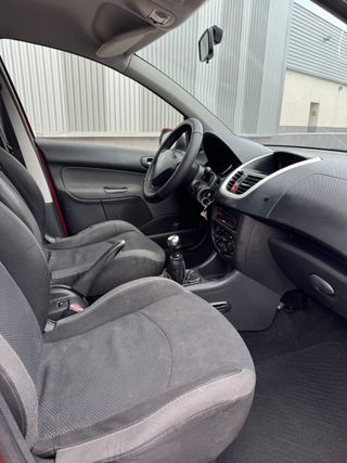 Peugeot 206 +
