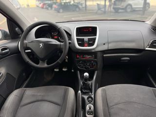 Peugeot 206 +