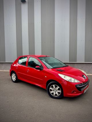 Peugeot 206 +