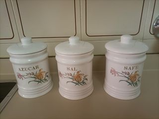 Especiero vintage de porcelana