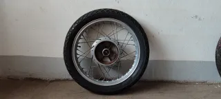 Ruedas moto Ossa clásica