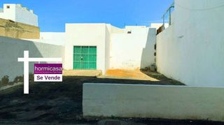 Terreno en venta en Centro - La Vega Alta en Arrecife