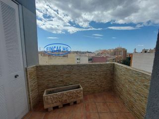 Piso en venta en Los Ángeles en Alicante
