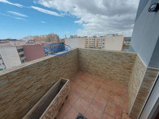 Piso en venta en Los Ángeles en Alicante