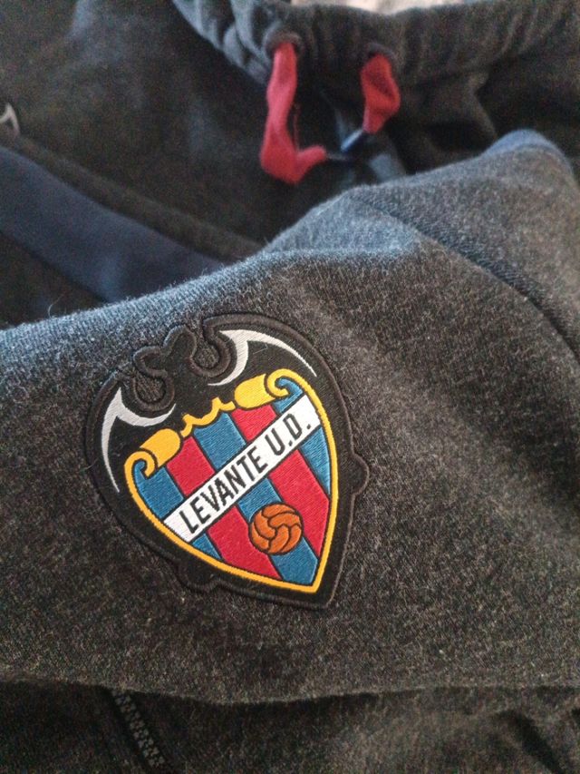 Chándal Levante UD Gris Talla hasta 1 58 de altura
