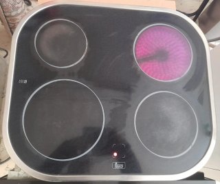 Horno y vitrocerámica marca Teka