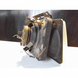 Faro izquierdo Opel Corsa A Sedan (Versión