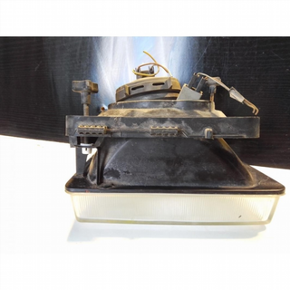 Faro izquierdo Opel Corsa A Sedan (Versión