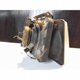 Faro izquierdo Opel Corsa A Sedan (Versión