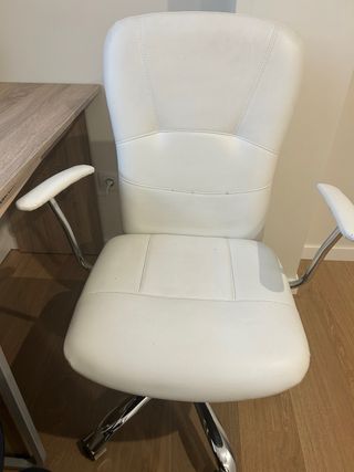 Silla oficina giratoria blanca