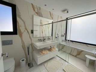 Casa pareada en alquiler en Puerto Banús en Marbella