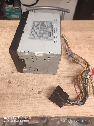 Radio USB Táctil - Plata