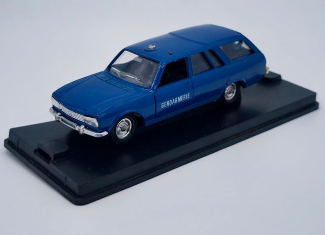 PEUGEOT 504 GENDARMERIE 1:43 VEREM 198