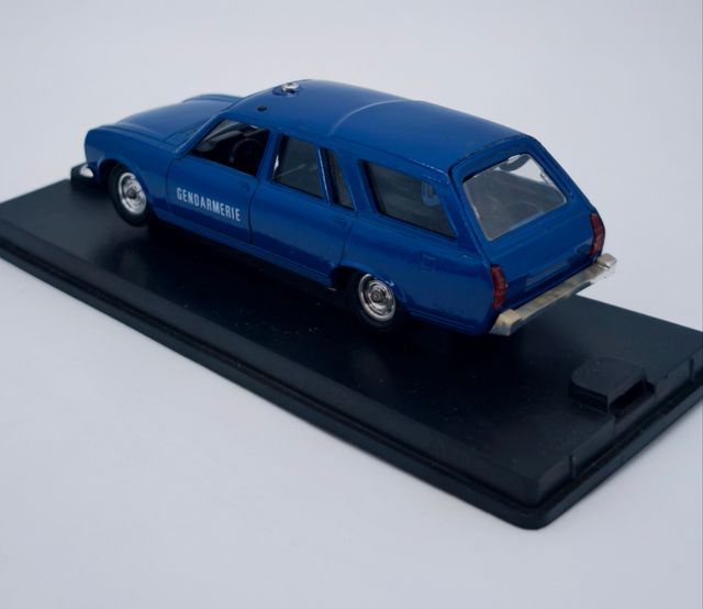 PEUGEOT 504 GENDARMERIE 1:43 VEREM 198