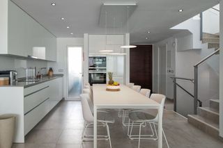 Casa pareada en alquiler en Lomas de Marbella Club - Puente Romano en Marbella