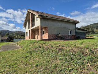 Chalet en venta en Grado