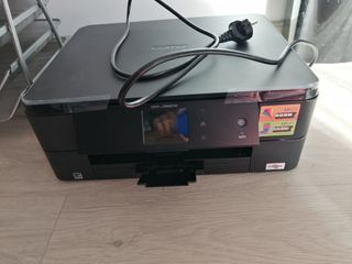 Stampante Brother DCP-J562DW