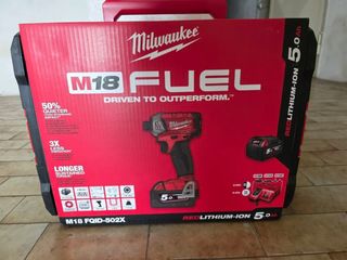 Milwaukee Avvitatore M18 - 2 Batterie