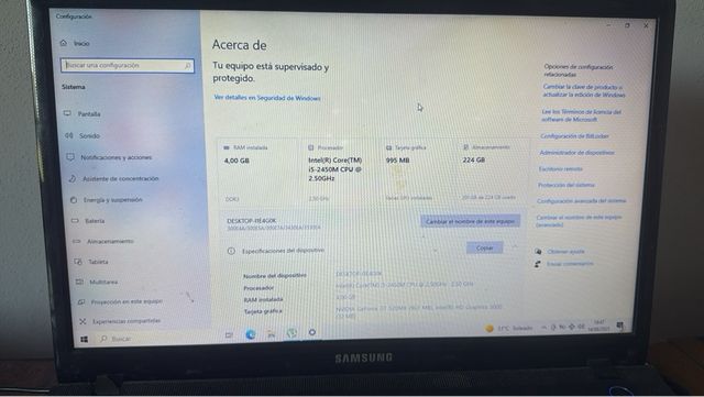 Portátil SAMSUNG - usado