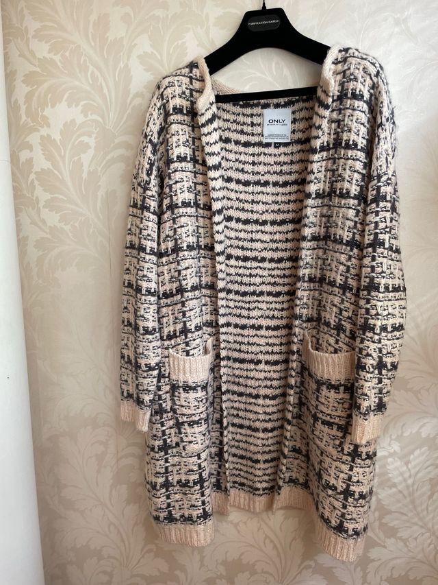 Apenas Jaquet. rosa pálido e cinza marinho escuro.