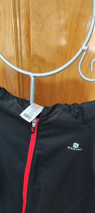 Chaqueta Deportiva Decathlon niña 14-15 años