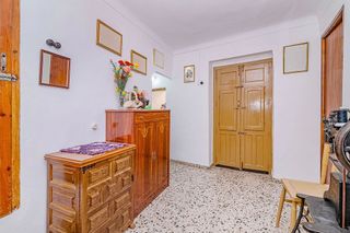 Casa adosada en venta en Montefrío