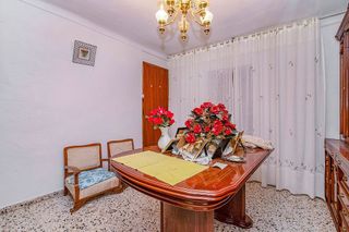 Casa adosada en venta en Montefrío