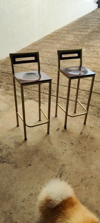 2 Taburetes - Madera y Metal Dorado